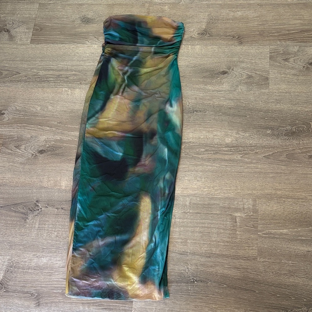 Amazon Strapless Maxi Dress in Teal and Gold Multicolor Print